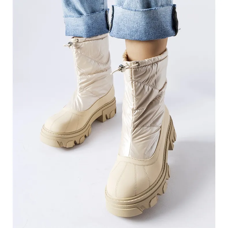 Beige snow boots with Cendrillon cuff