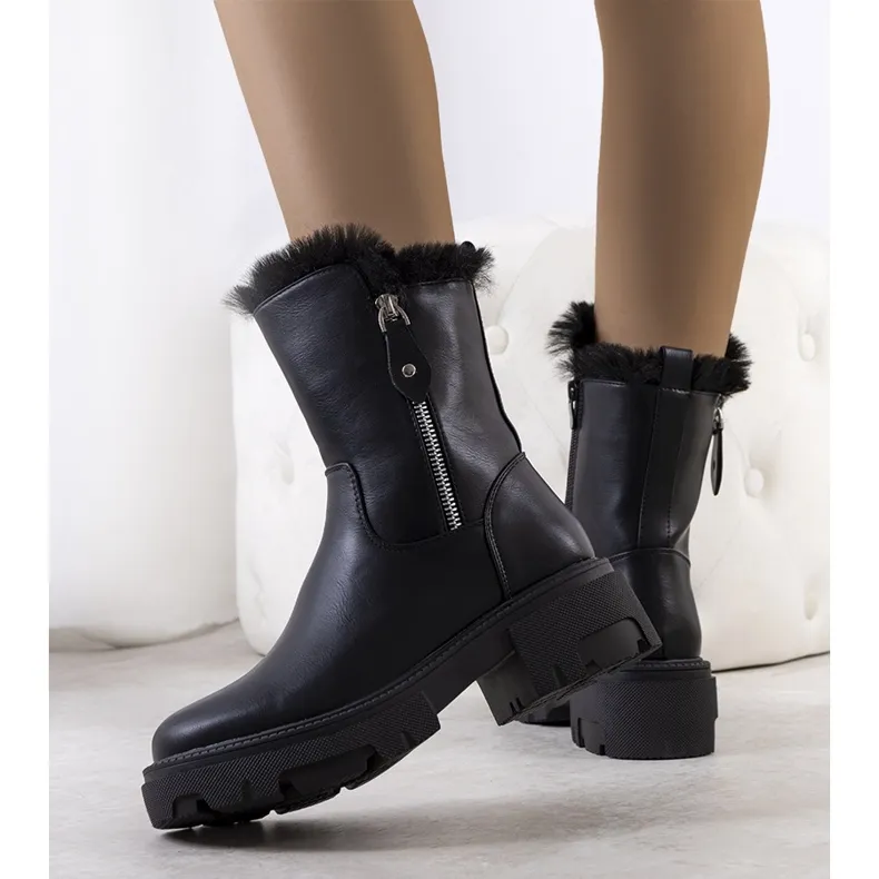 Black snow boots with Degli fur