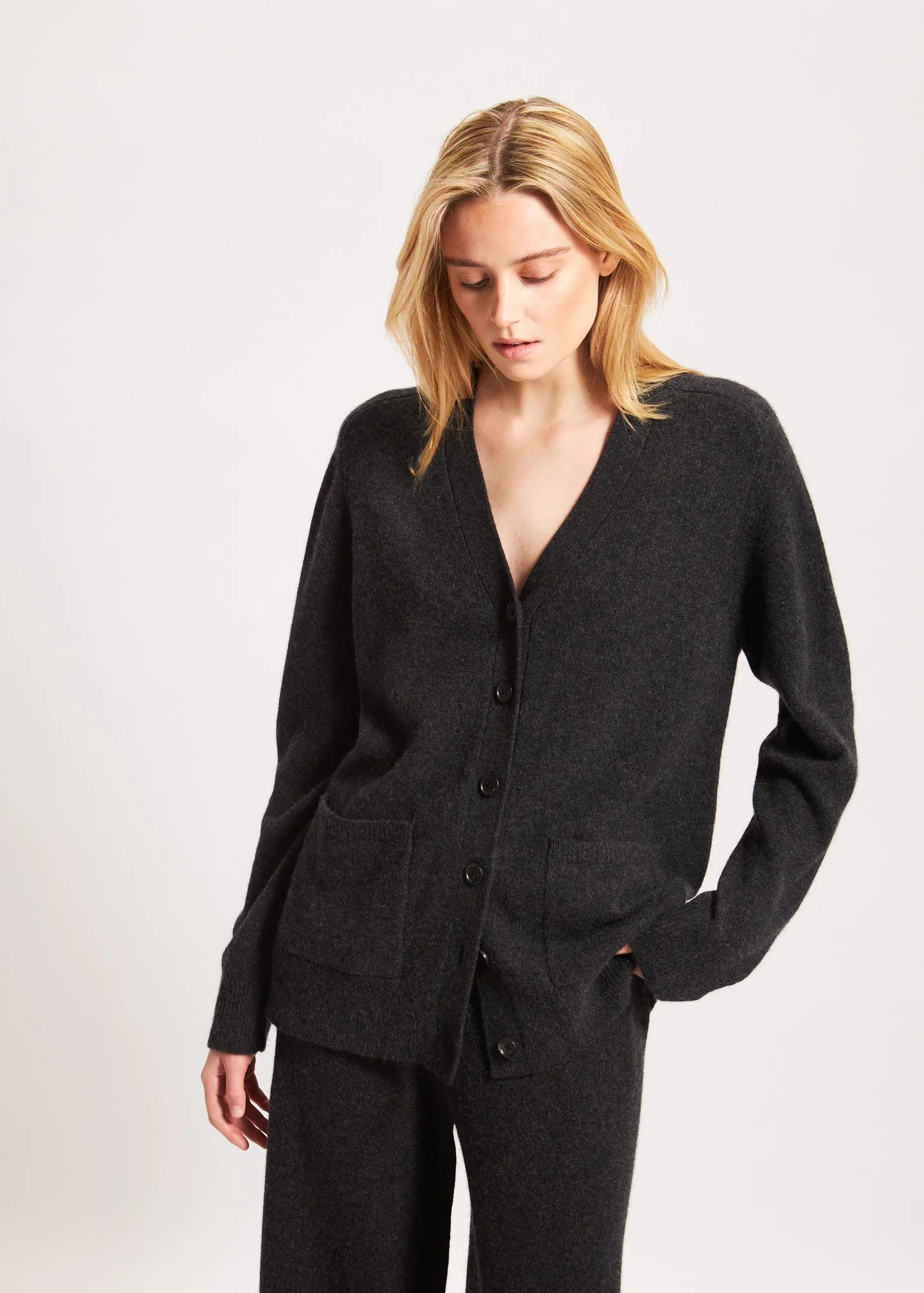 CASHMERE CARDIGAN