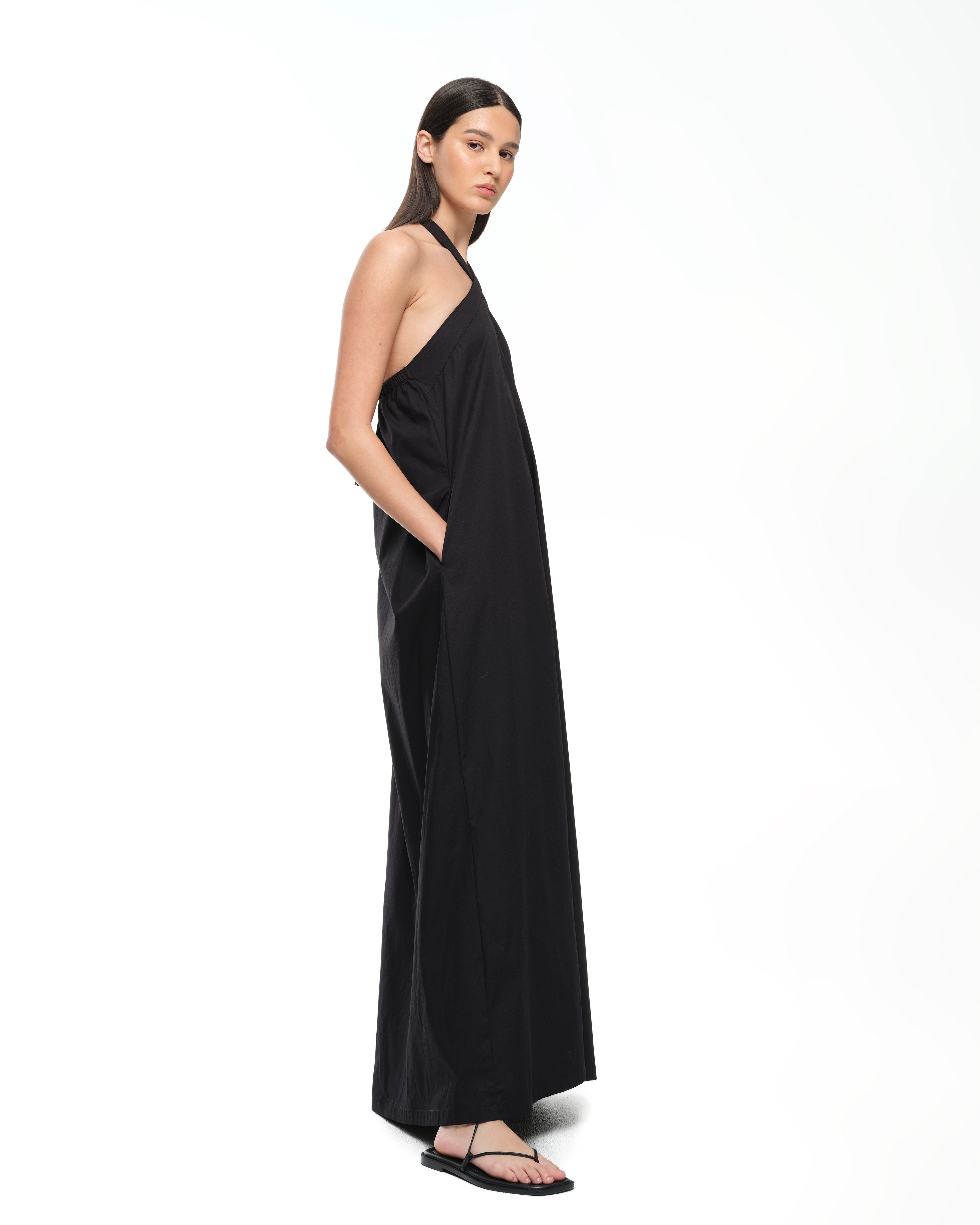 HALTER DRESS - BLACK