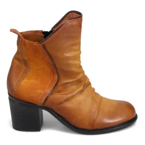 Jackey Boot