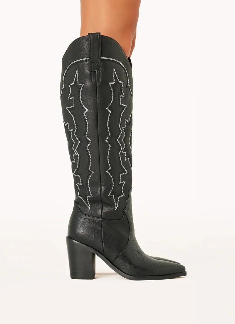 Roslyn Boot